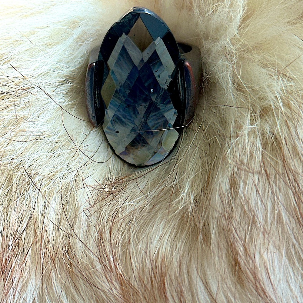 Black gem ring
